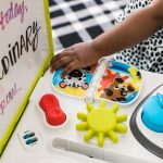 Baby Einstein -  Masuta de activitati Curiosity Table - imagine 4