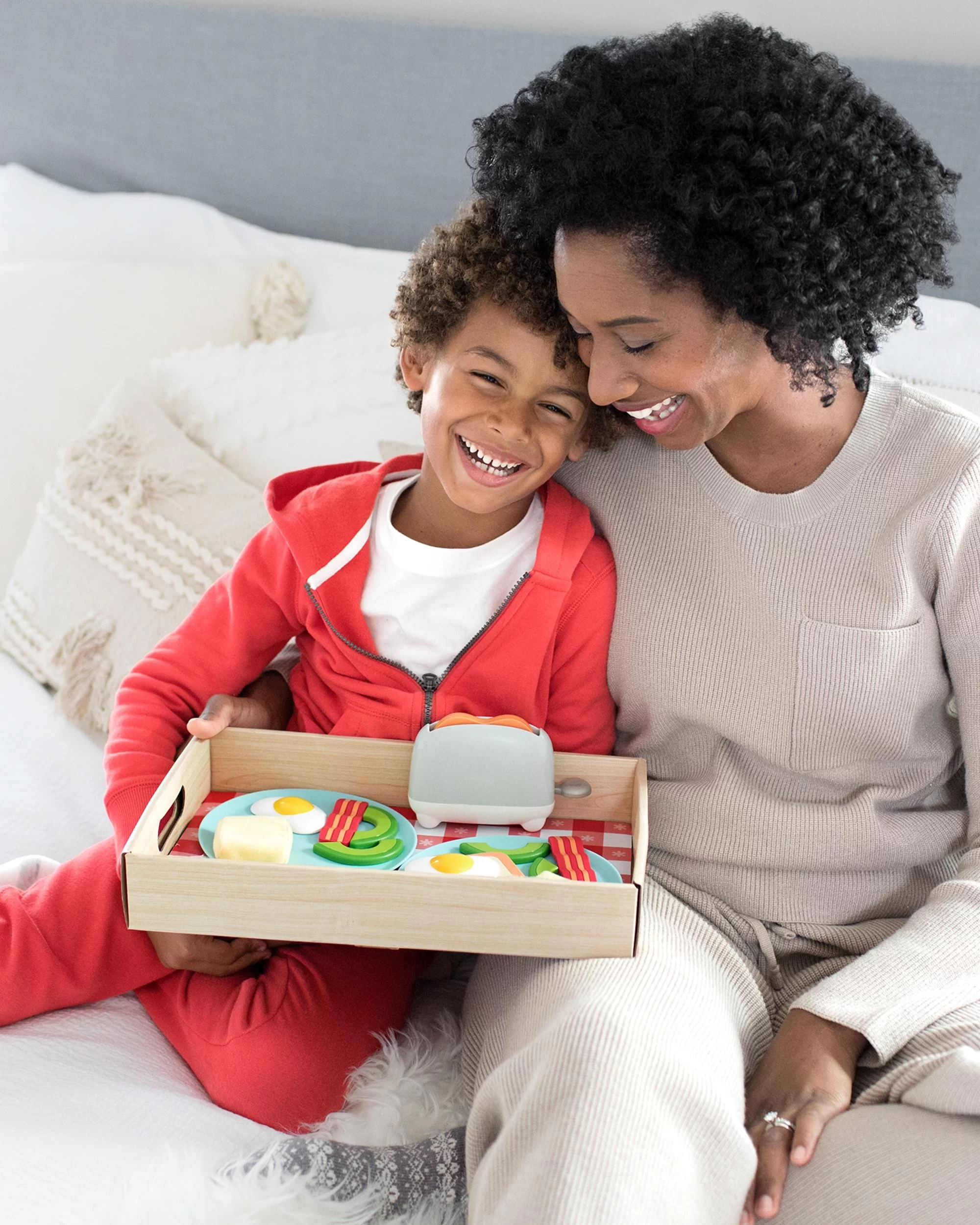 tri_giftguide_toyshop_altimage Skip Hop Set de bucatarie ZOO "Let's brunch!" - imagine 1